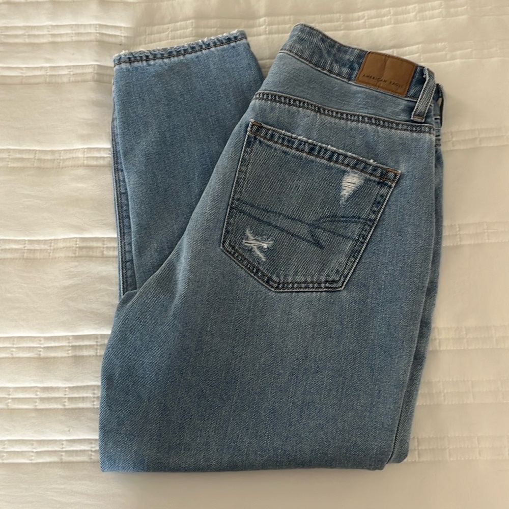 American Eagle Mom Jean